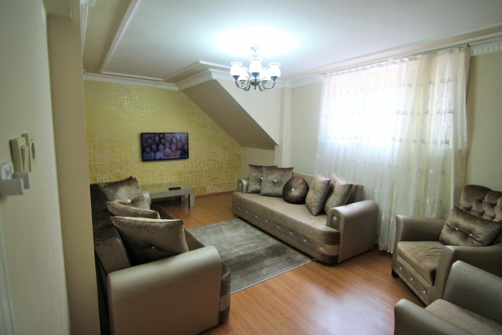 Yilmaz Apart