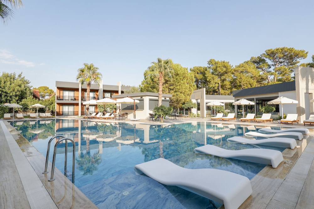 Forest In Hotel (35 Km Away From Antalya)