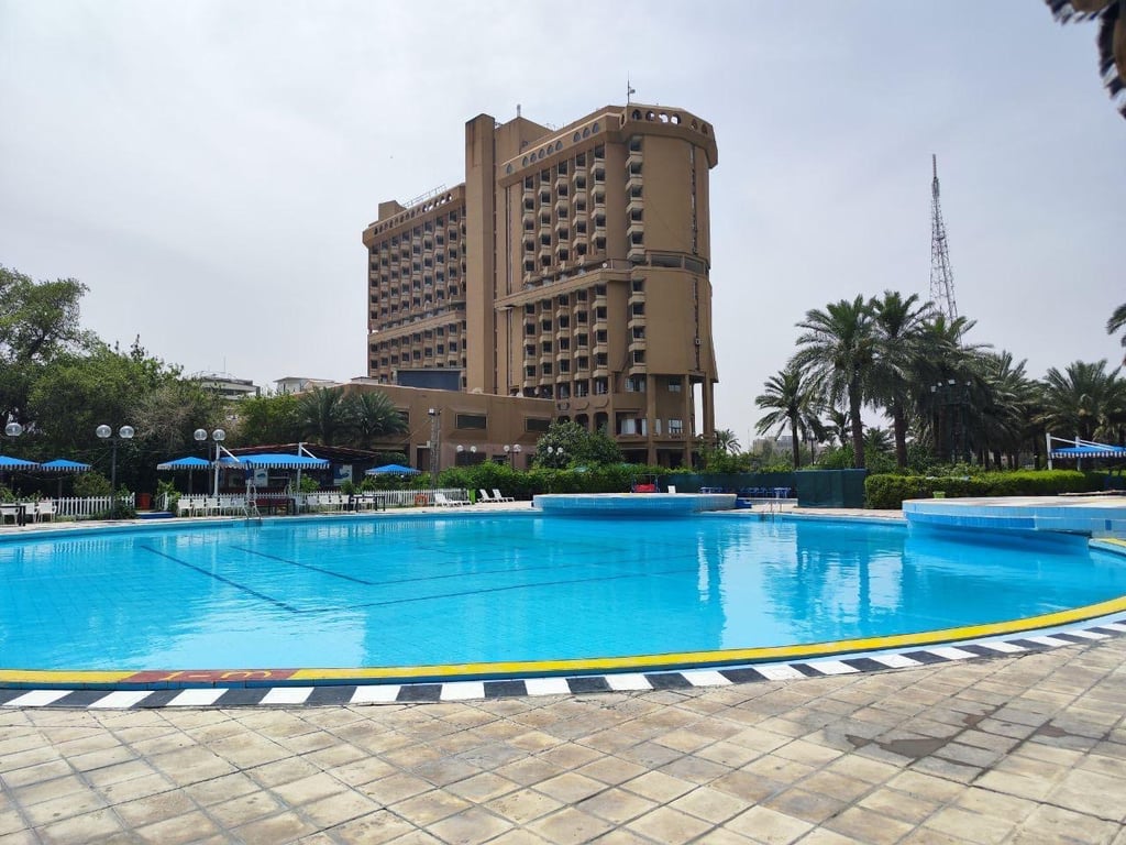 Al Mansour Hotel