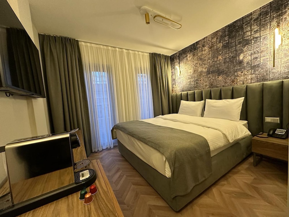 Iris Han Hotel