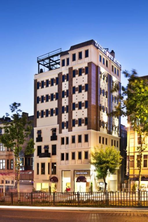 Taximtown Hotel