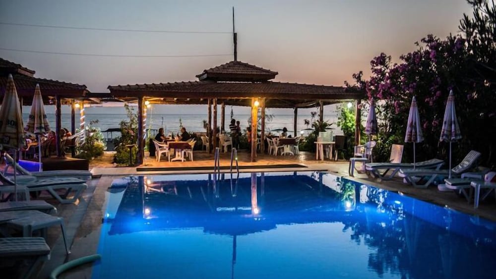 As Queen Beach Hotel (formerly As Safak Beach)(89km Away From Antalya)