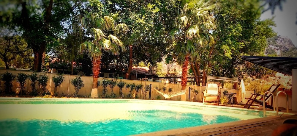 Dalyan Holiday Hotel (84 Km Away From Marmaris)