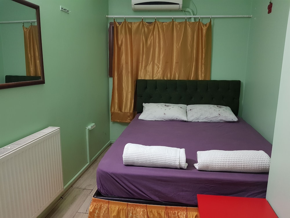 Grand Bella Vista Hostel(Also Known As Bella Vista Hostel)