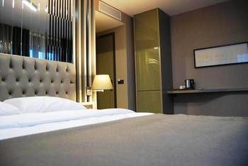 City Suites