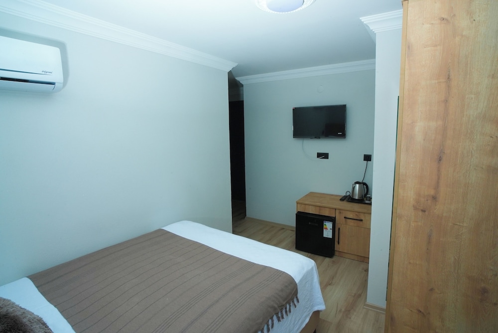 Iotape Hotel Antalya(30Km Away From Alanya)
