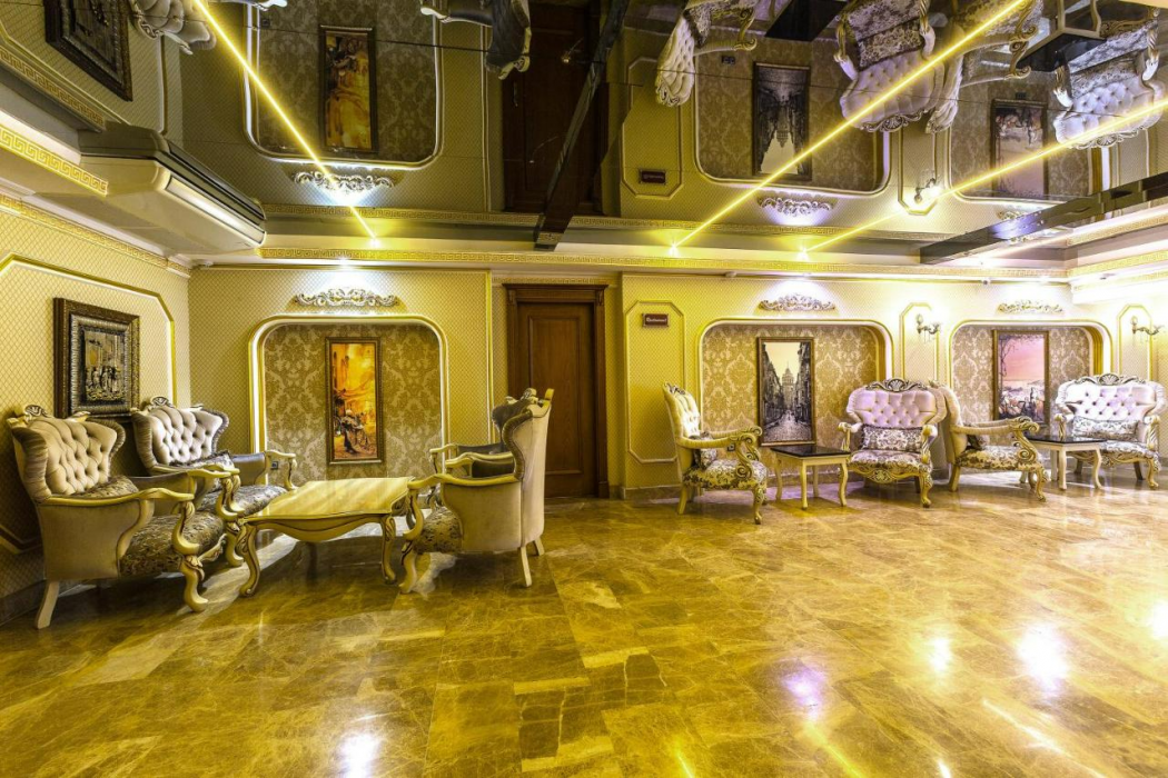 Lausos Palace Hotel
