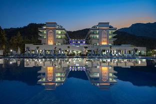 Dosinia Luxury Resort All Inclusive (35 Km Away From Antalya)(does Not Accept Men Only Bookings)
