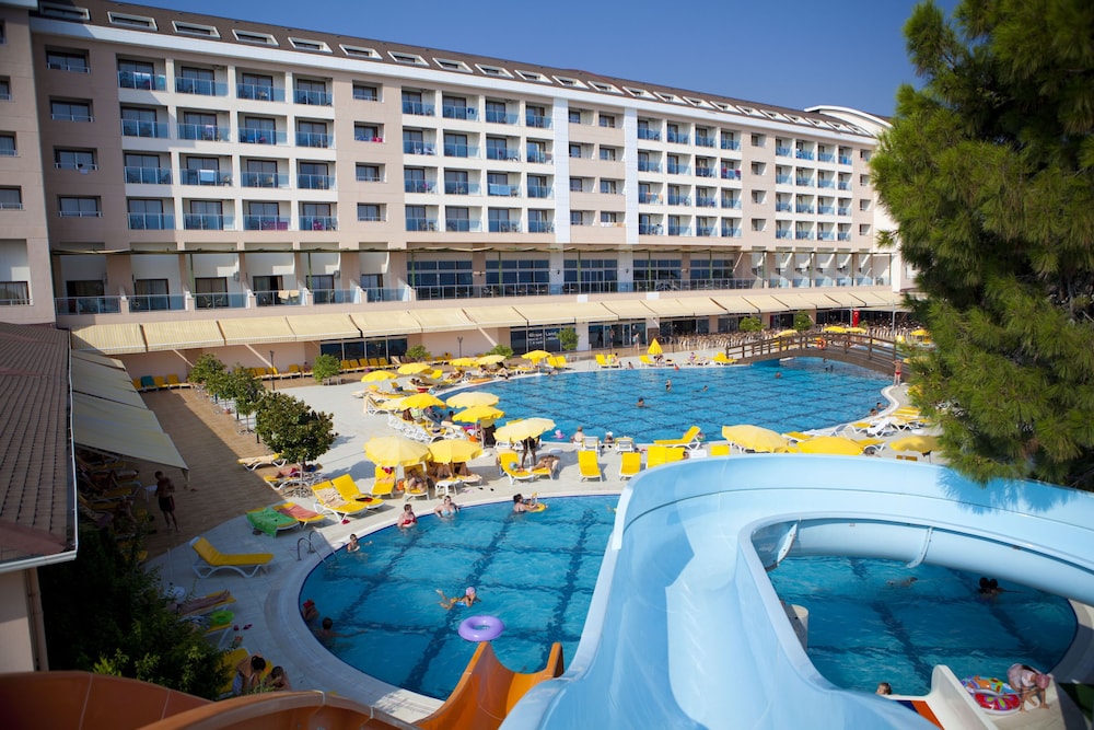 Aska Inn Lena Beach Hotel (94 Km Away From Antalya)