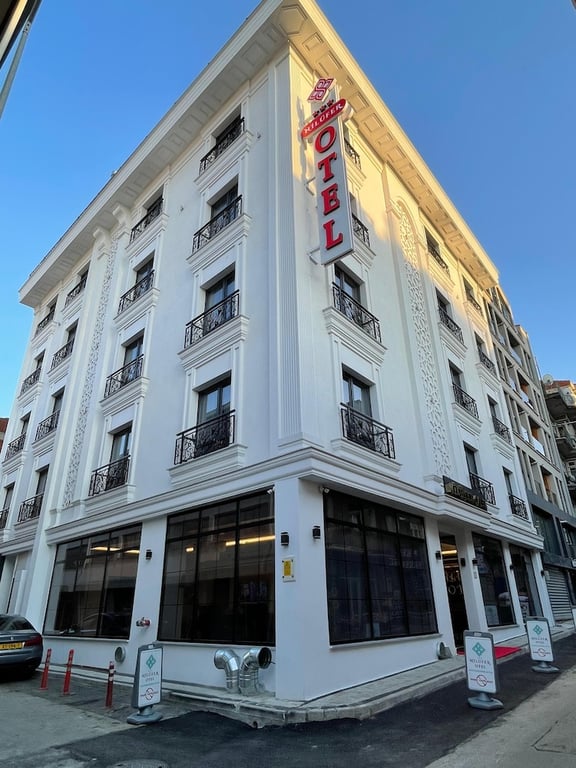 By Otel Nilufer