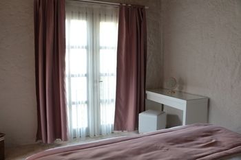 Alacati Cona Butik Otel(also Known As Cona Butik Otel)
