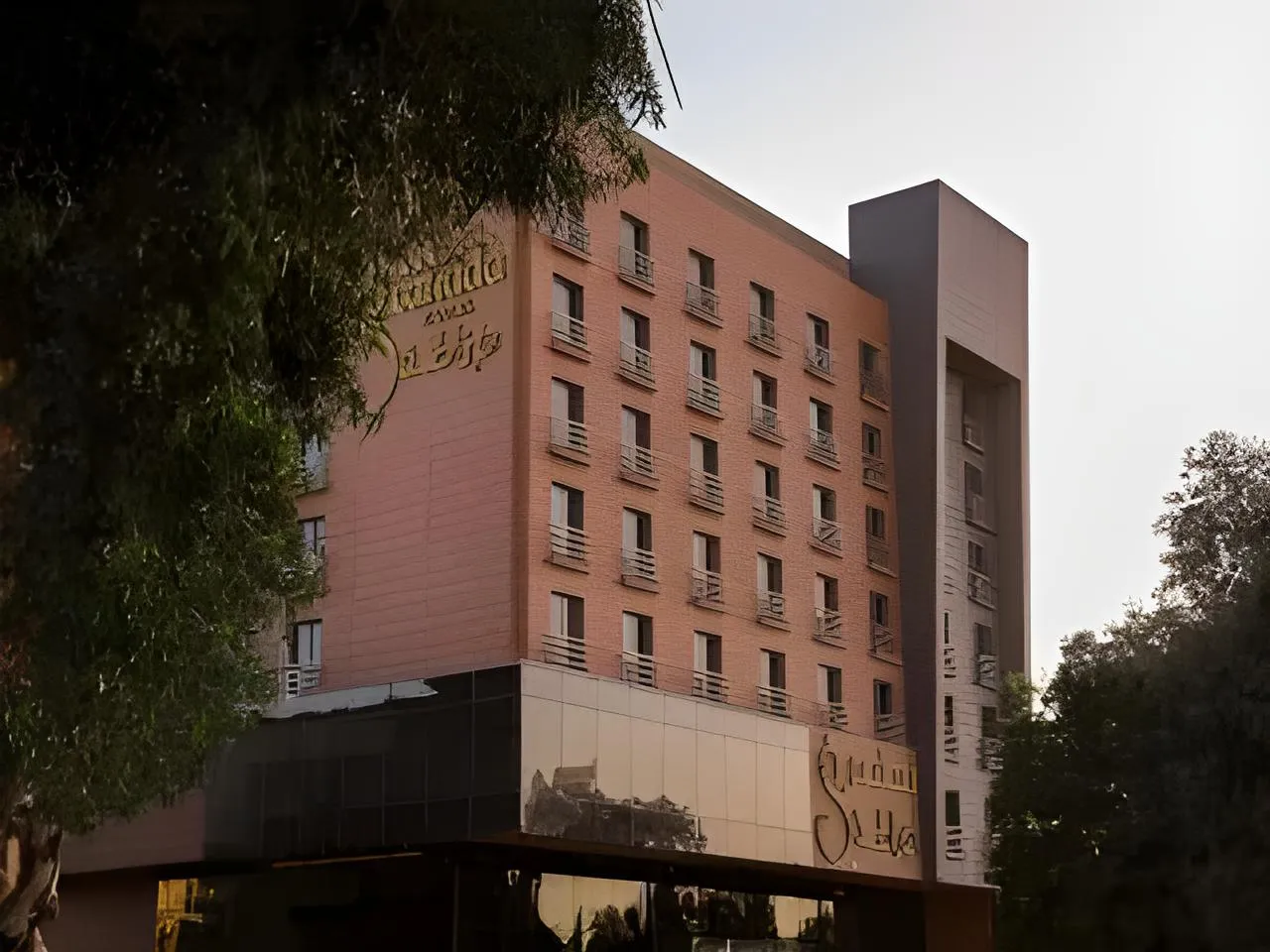 فندق Granada Hotel | حجز الفنادق بأفضل الأسعار والعروض - سندباد لکل رحلاتک