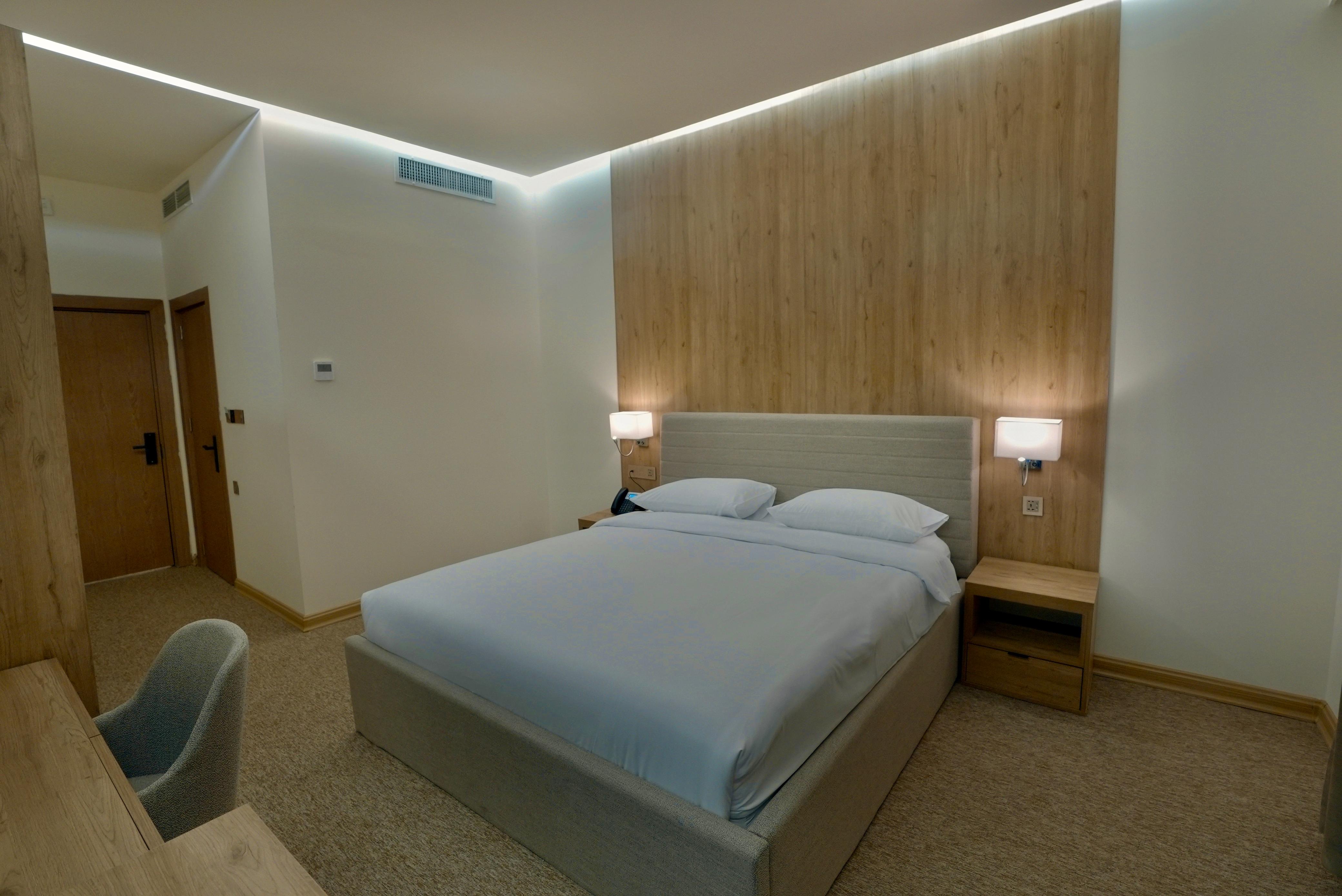 Baz Hotel