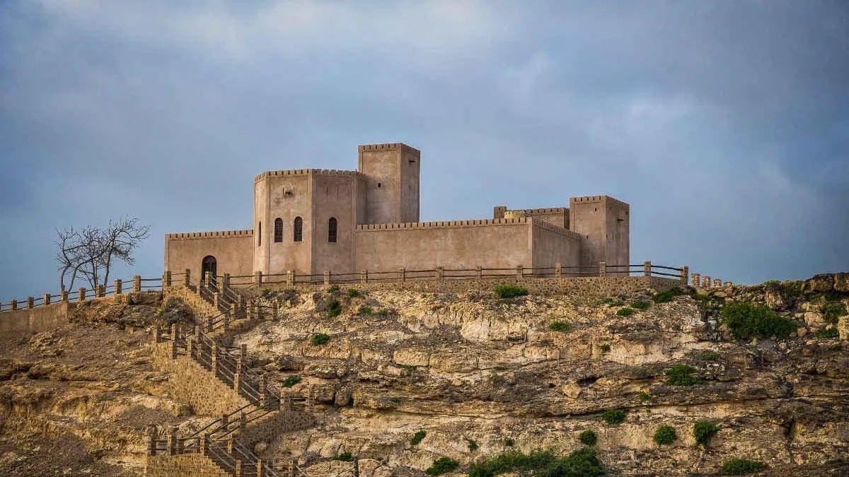 قلعة مرباط
