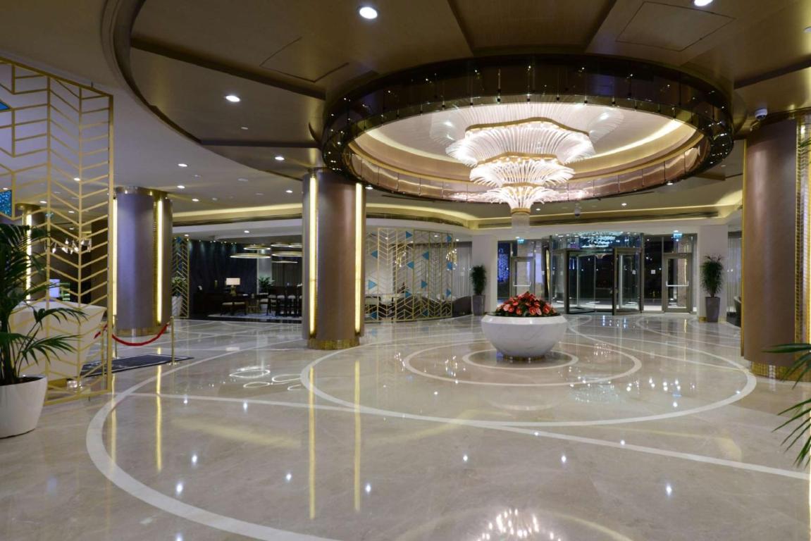 هيلتون اسطنبول كوزياتاجي، إسطنبول  | حجز الفنادق بأفضل الأسعار والعروض - سندباد لکل رحلاتک