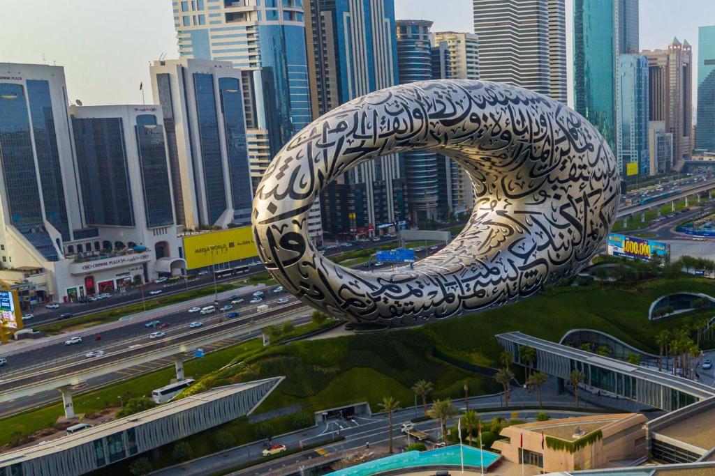 جميرا أبراج الإمارات دبي، دبي  | حجز الفنادق بأفضل الأسعار والعروض - سندباد لکل رحلاتک