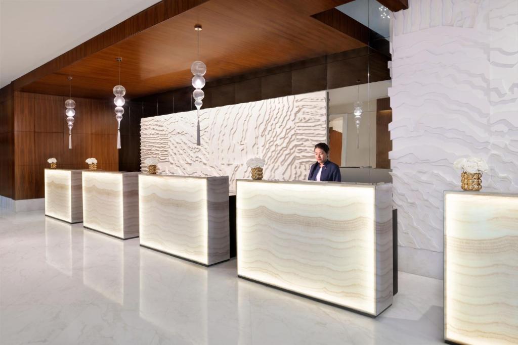 Marriott Hotel Al Jaddaf | حجز الفنادق بأفضل الأسعار والعروض - سندباد لکل رحلاتک