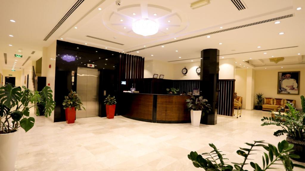 Remas Hotel Suites - Al Khoudh | حجز الفنادق بأفضل الأسعار والعروض - سندباد لکل رحلاتک