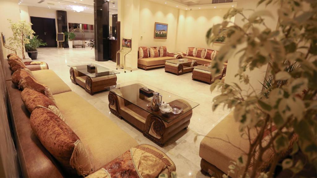 Remas Hotel Suites - Al Khoudh | حجز الفنادق بأفضل الأسعار والعروض - سندباد لکل رحلاتک