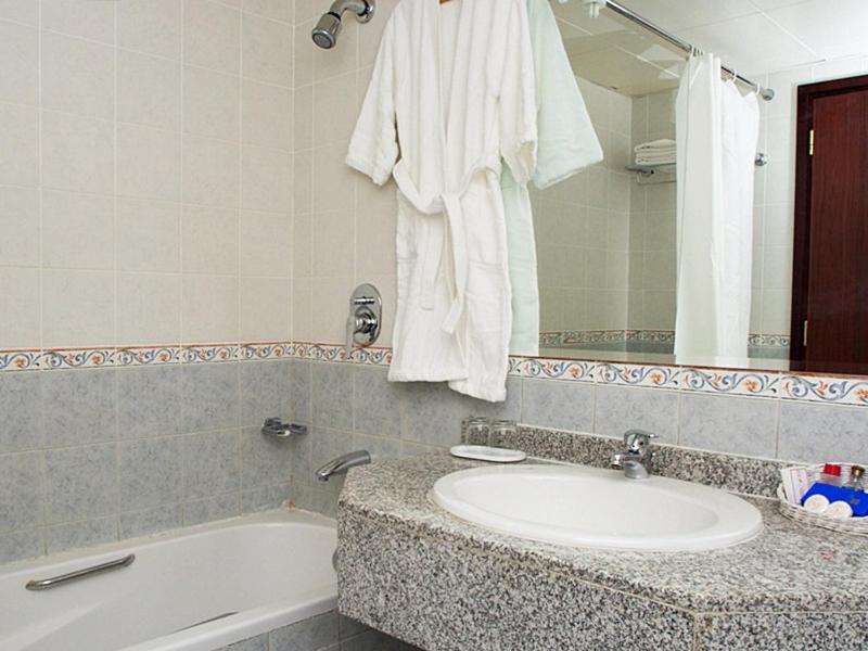 hotel Safeer Plaza Hotel | 3 Stars 