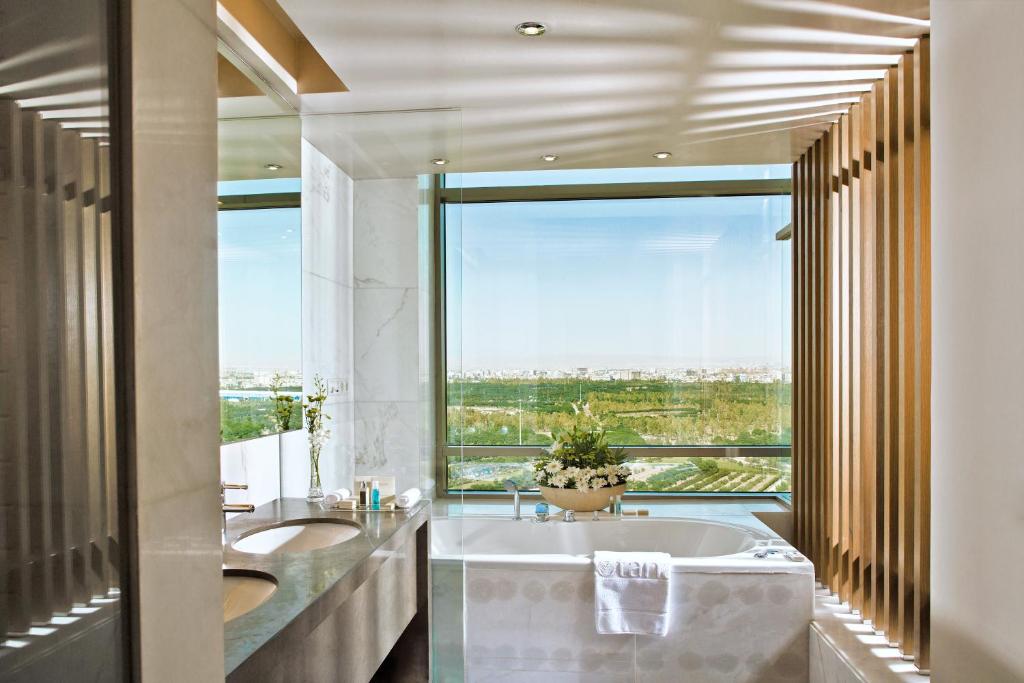 فندق Erbil Rotana | حجز الفنادق بأفضل الأسعار والعروض - سندباد لکل رحلاتک