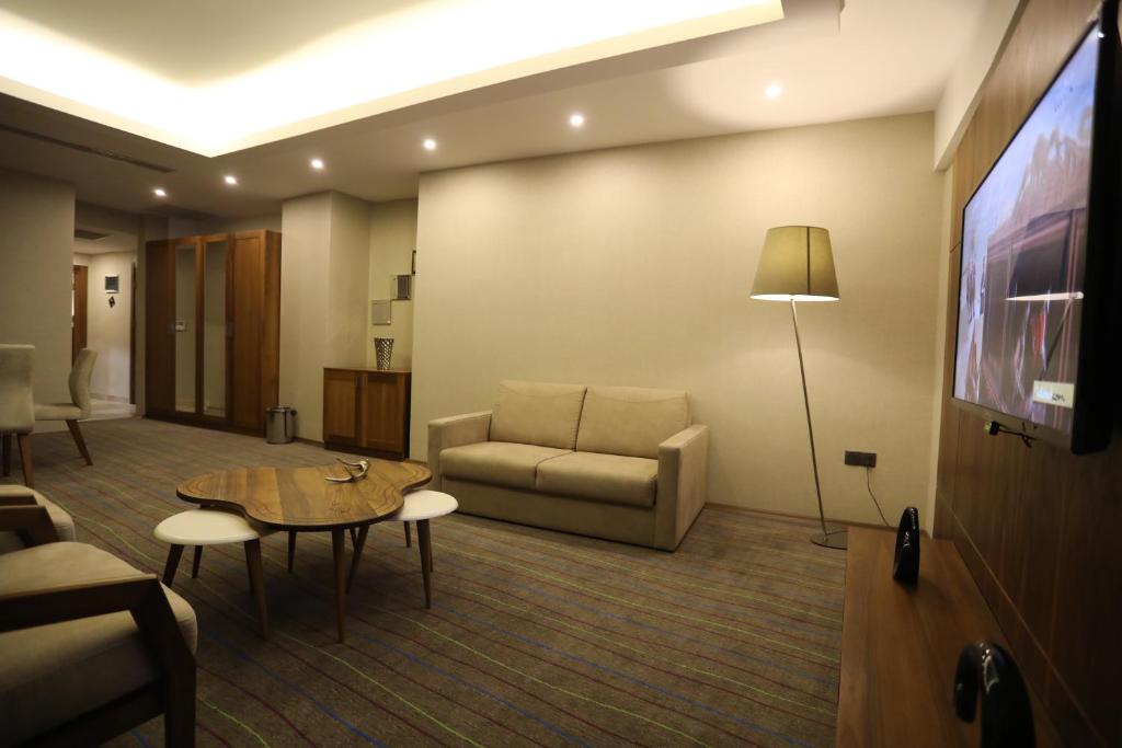 فندق Aghnar Hotel | حجز الفنادق بأفضل الأسعار والعروض - سندباد لکل رحلاتک