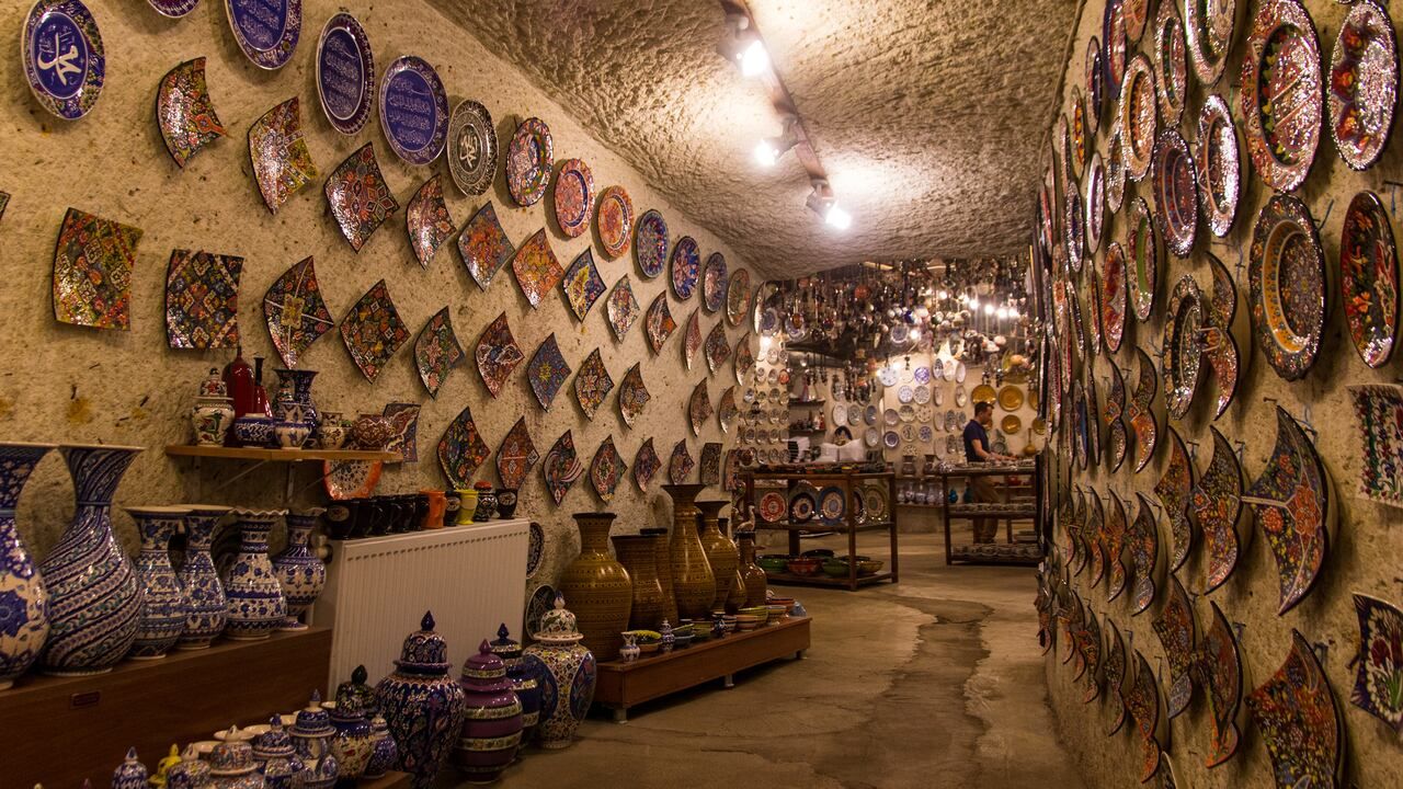 Wide view inside a traditional pottery workshop in Avanos, Cappadocia, Türkiye
