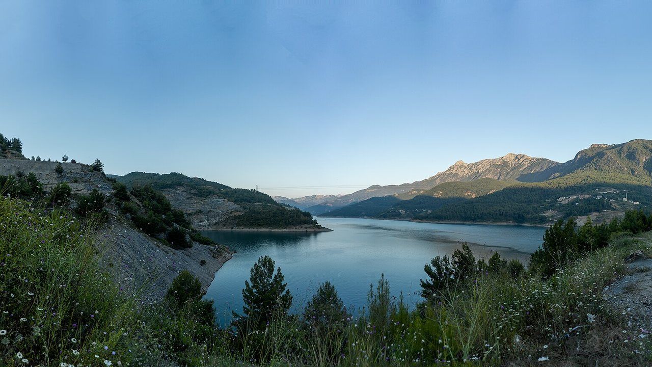 Wide panoramic view of the Dim River valley near Alanya