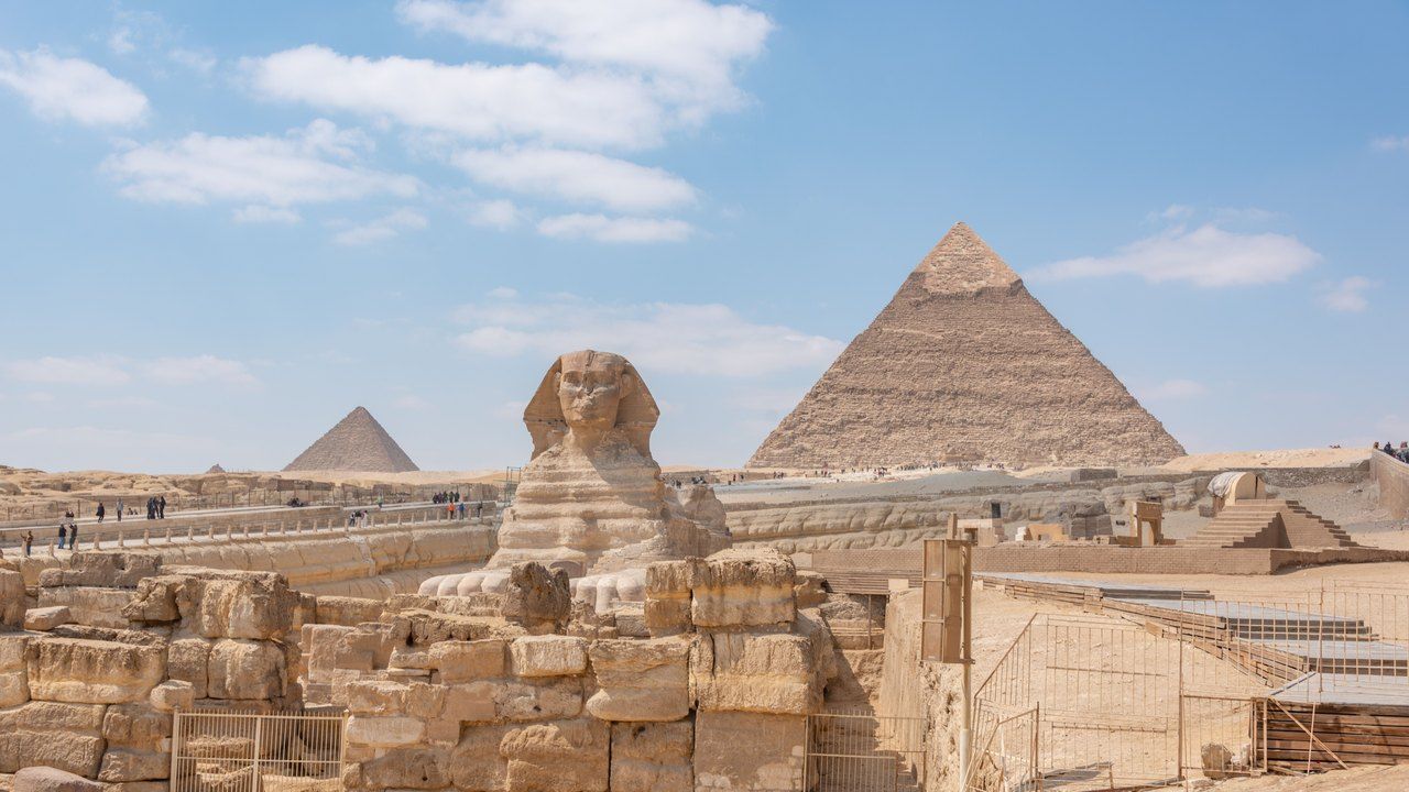 Great Sphinx of Giza with the Pyramids of Giza in the background, Egypt