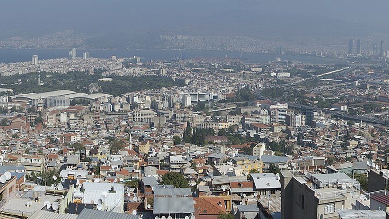 Panoramic view across the city and bay of Izmir from the historic citadel