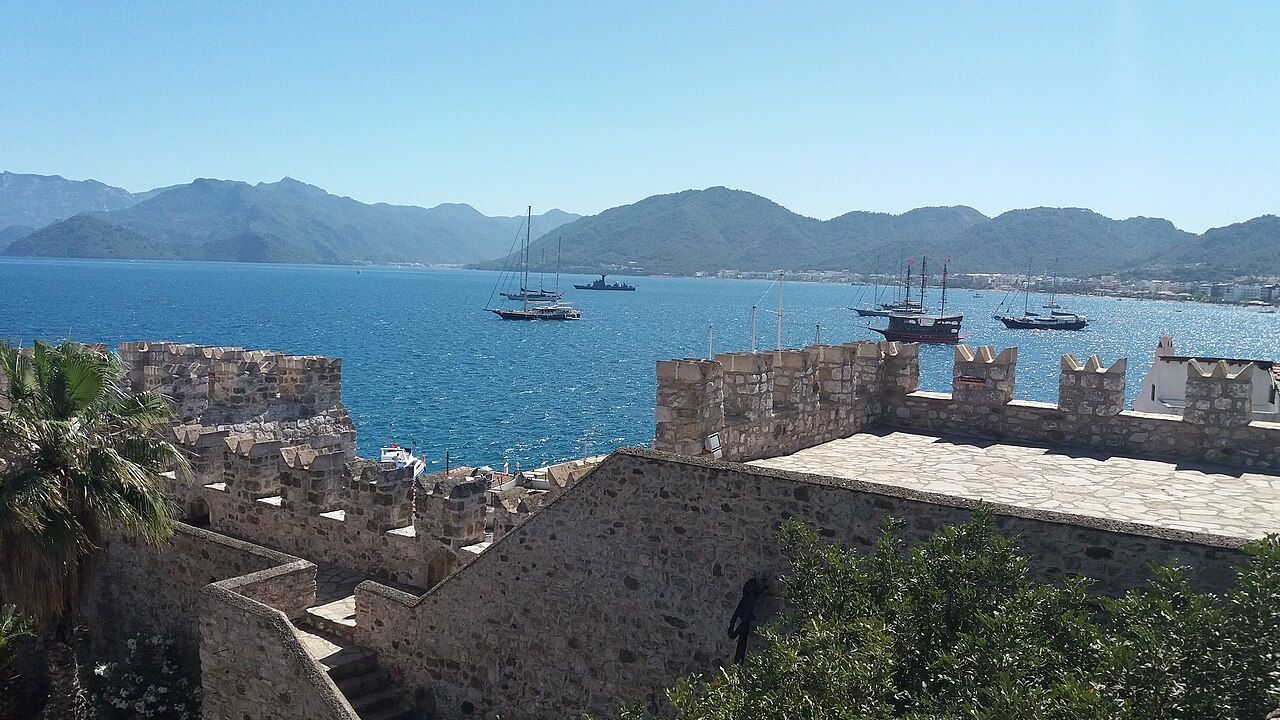 Panoramic view of Marmaris Castle overlooking the sea and surrounding