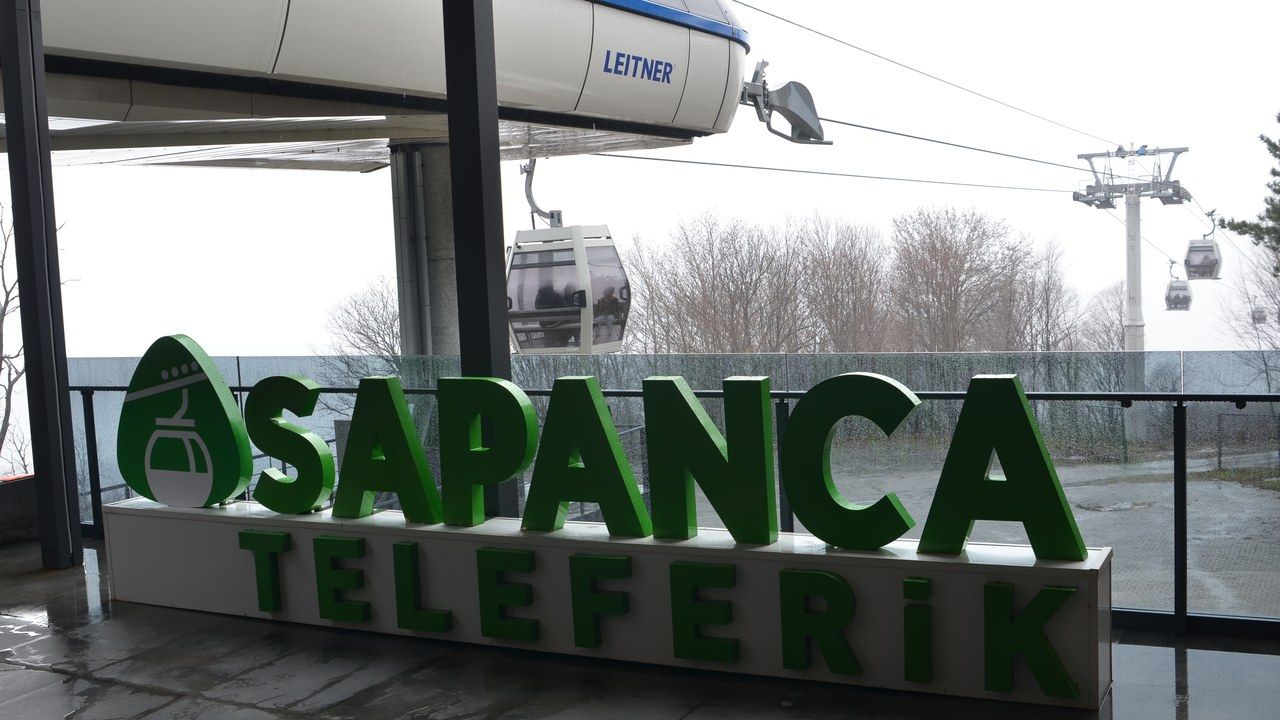 Sapanca cable car gondolas at the mountain station